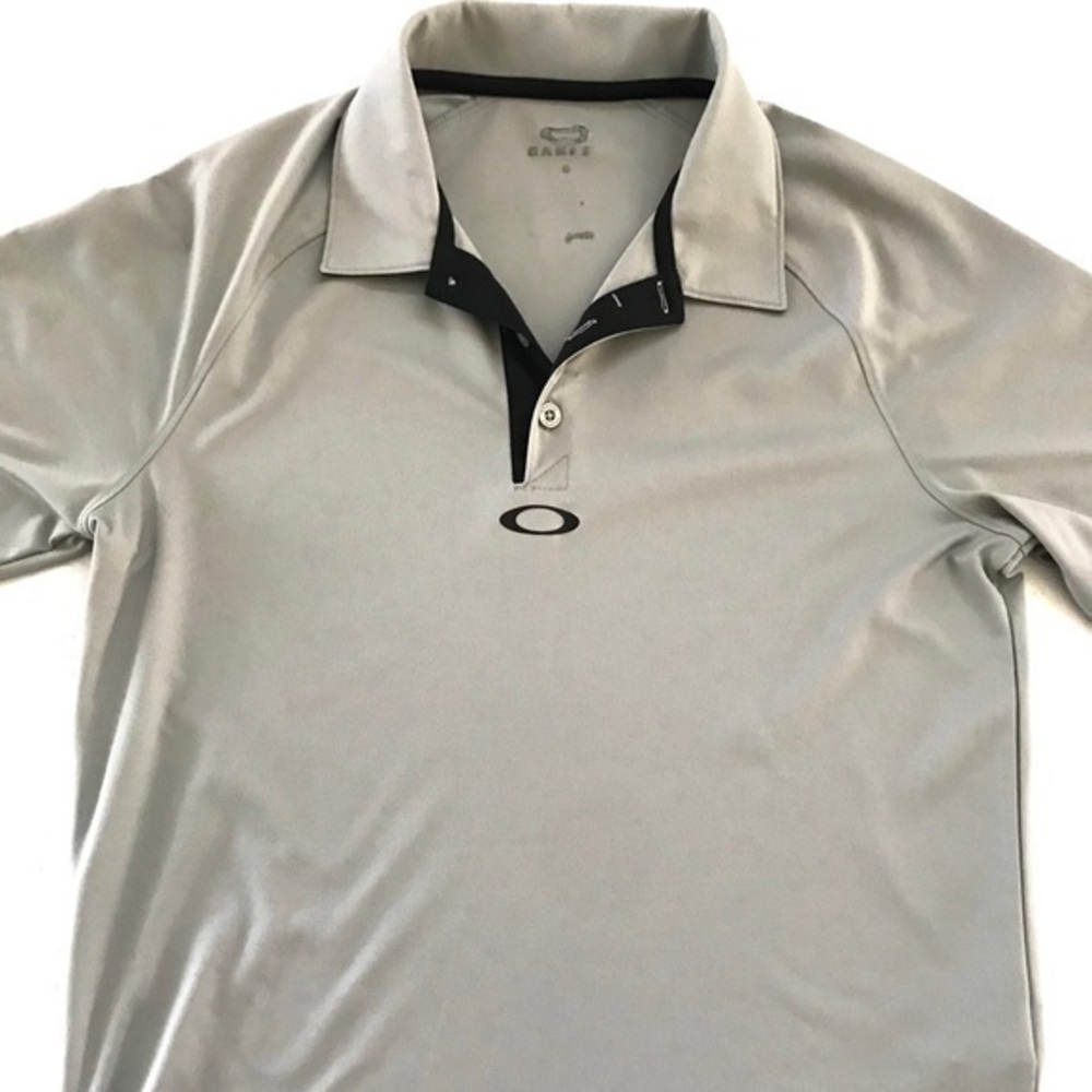 Oakley Men’s Polo Size Small